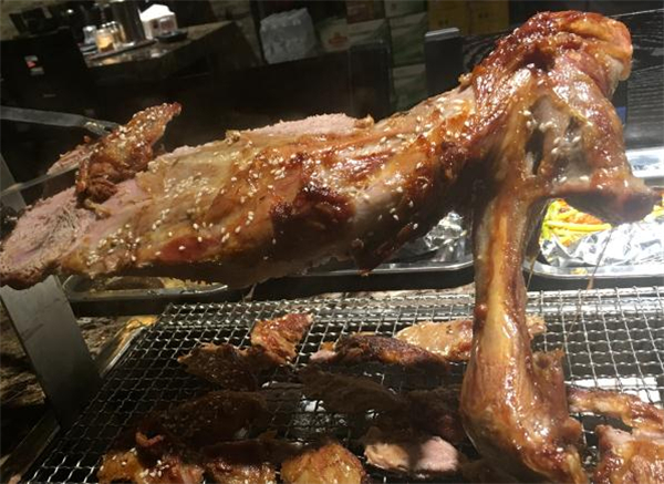 大漠狼来了碳烤羊腿加盟费