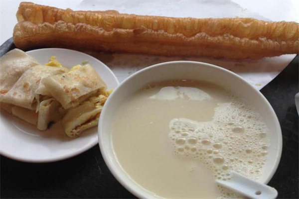 东谷仓早餐车怎么加盟？