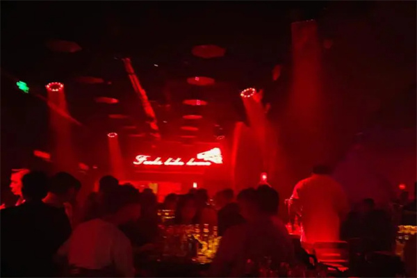 猩猩地堡酒吧加盟