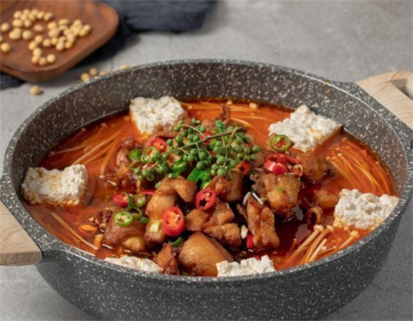 豆小涮藤椒豆花鸡加盟费多少