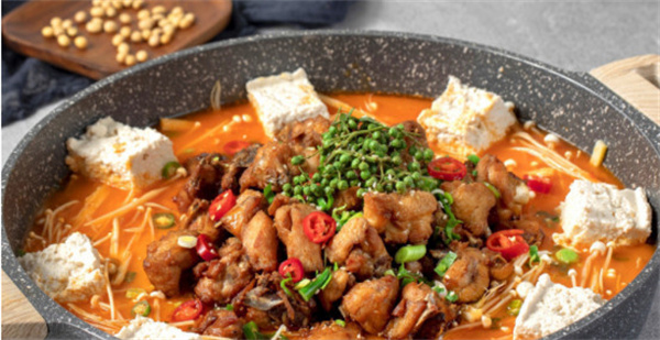 极具特色的火锅:就选豆小涮藤椒豆花鸡