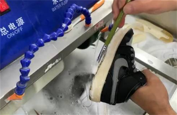 猴给力洗鞋加盟