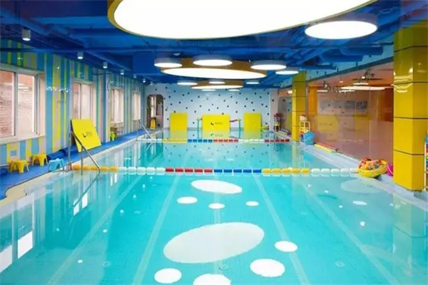 伊亲宝宝游泳馆加盟