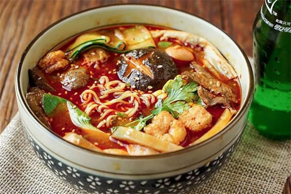 万记麻辣烫加盟