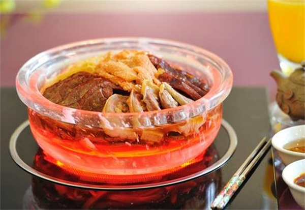 皇家大厨水晶锅料理加盟