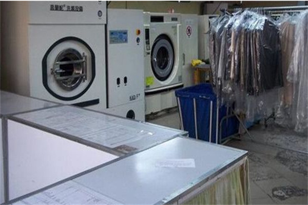 欧美龙干洗加盟