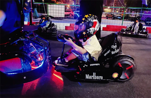 卡丁车游乐场加盟