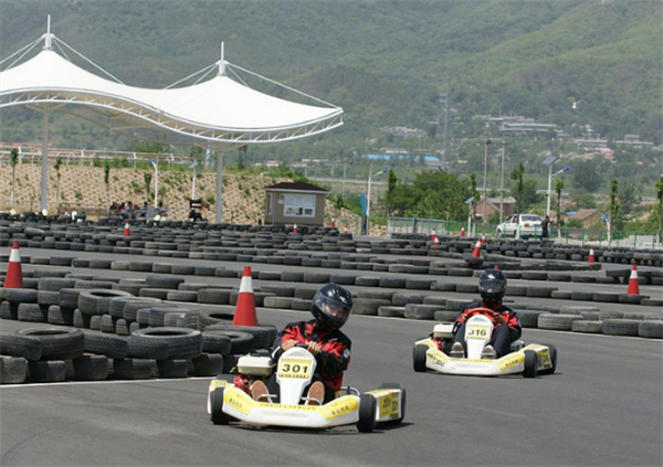 卡丁车游乐场加盟