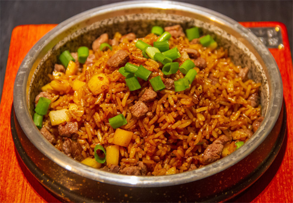 楚山牛炒饭铺