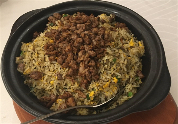 楚山牛炒饭铺