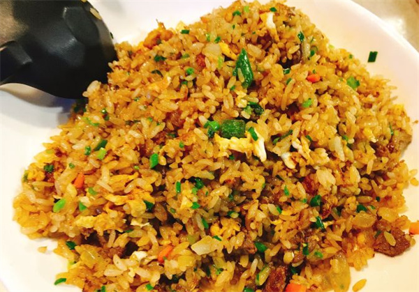 楚山牛炒饭铺