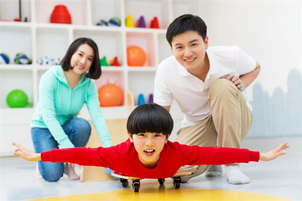 金色雨林感统训练加盟