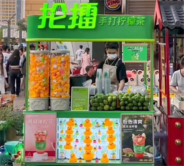 抡擂手打柠檬茶加盟