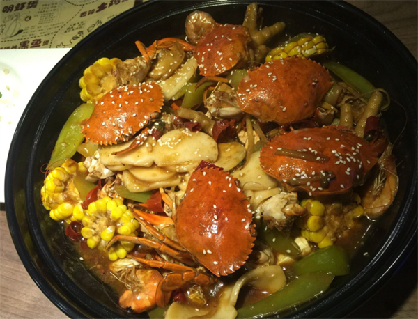 蟹八方肉蟹煲鸡爪煲加盟