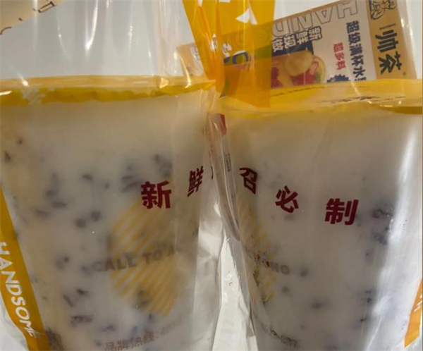 帅茶奶茶店加盟