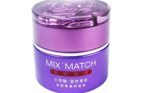 美时美刻化妆品加盟