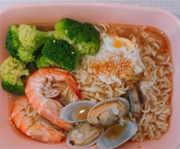 泡面小食堂加盟