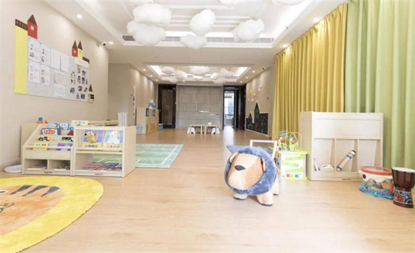 家庭式早教托儿所加盟