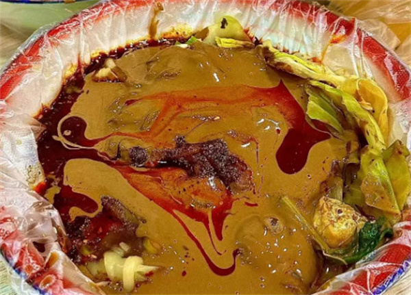 喜辣猫干汁大碗麻辣烫