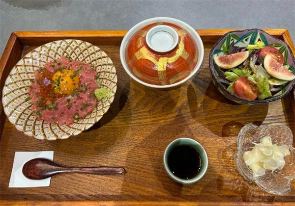 日式烧鸟店