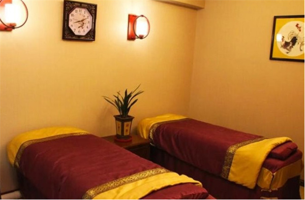 裹灸堂养生馆加盟