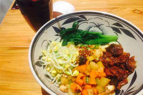 零贰玖油泼面加盟