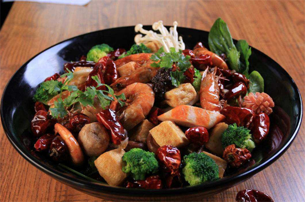 冒二麻一麻辣香锅加盟