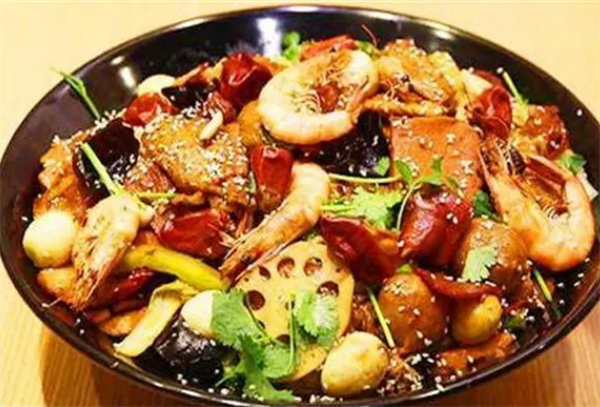 冒二麻一麻辣香锅加盟