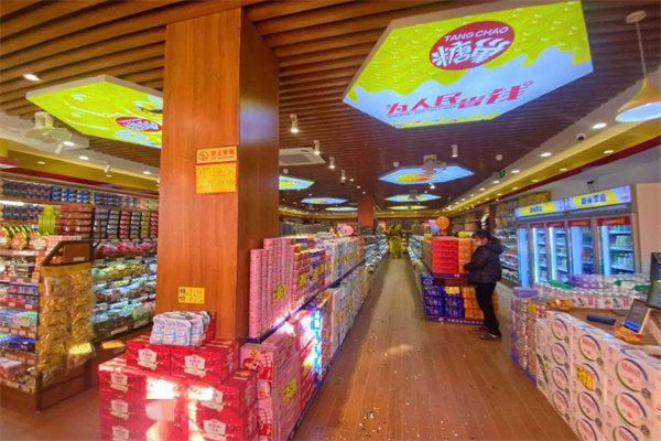 糖巢零食店加盟