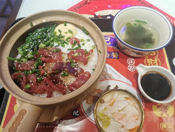 赵财记肠粉煲仔饭