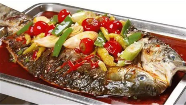 体验“渔你告白”—特色脆皮烤鱼的魅力之旅