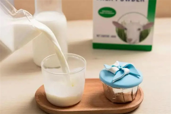 奶动力牛奶直供站