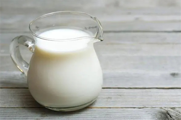 奶动力牛奶直供站