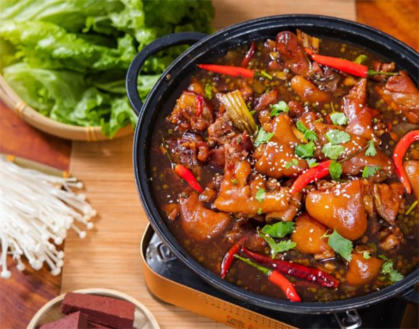 焱玖家麻辣猪蹄加盟