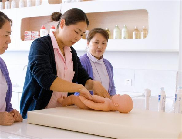 月嫂家政公司加盟