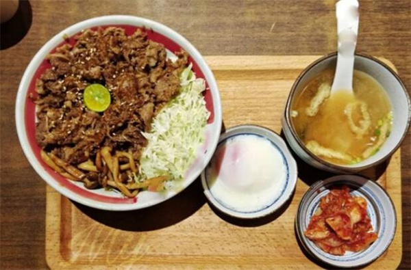 耿大叔擂椒盖码饭加盟费