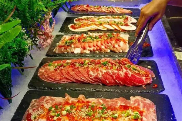 山海盟海鲜烤肉自助餐加盟费