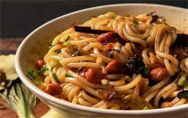 楠昌吴姐拌粉加盟费