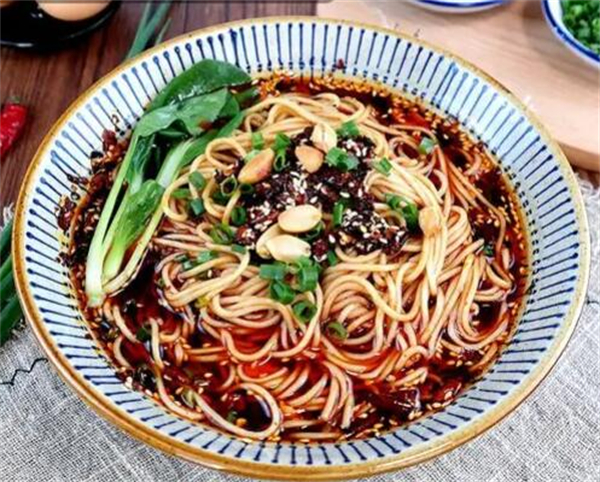 宋长江麻辣面