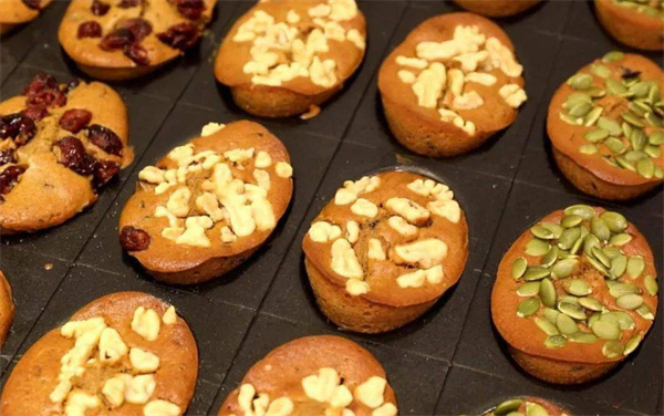 曹记多宝枣糕加盟