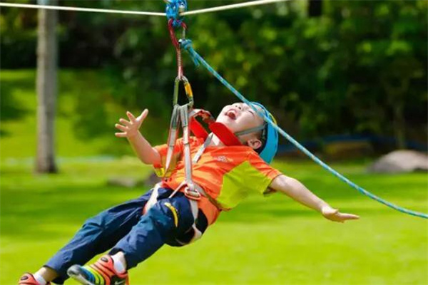 成长营地教育加盟