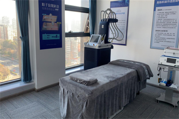 医普茂轰脂工场加盟费