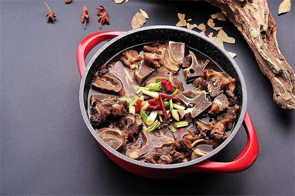 季掌门牛骨火锅加盟费