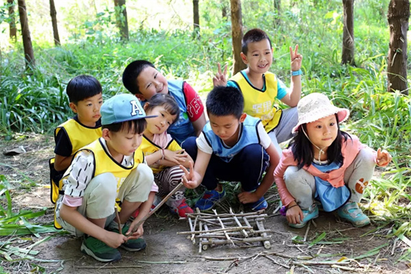 成长营地教育加盟