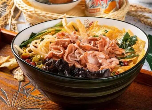 潮螺螺真香螺蛳粉加盟