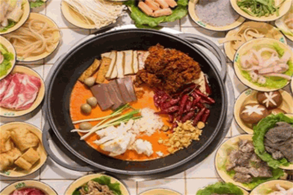 颜锅锅火锅加盟