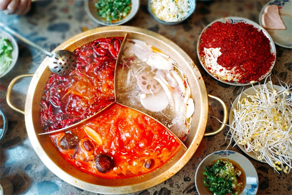 颜锅锅火锅加盟