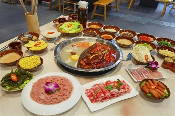 颜锅锅火锅加盟