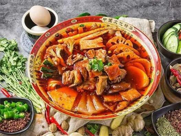 开传奇冒菜需要投资多少钱？