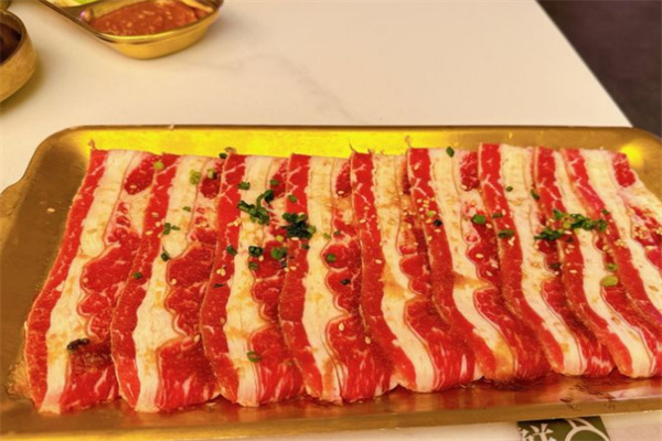 闻老头菊花炭烤肉